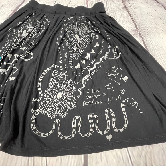 DESIGUAL black pleated lightweight skirt fun doodles floral, size S - Picture 6 of 14
